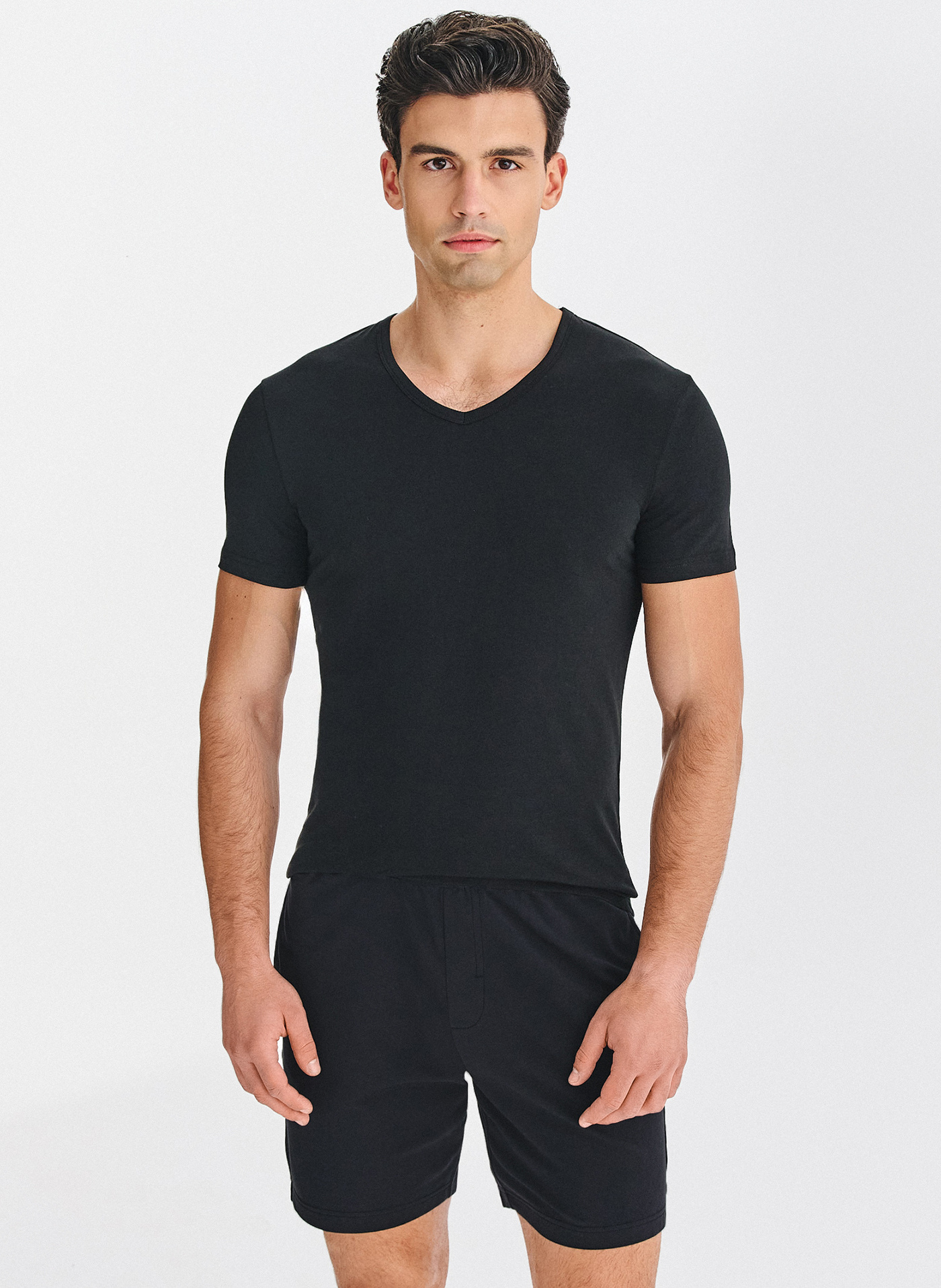 T-shirt v-neck w czarnym kolorze dwupak - Pako Lorente