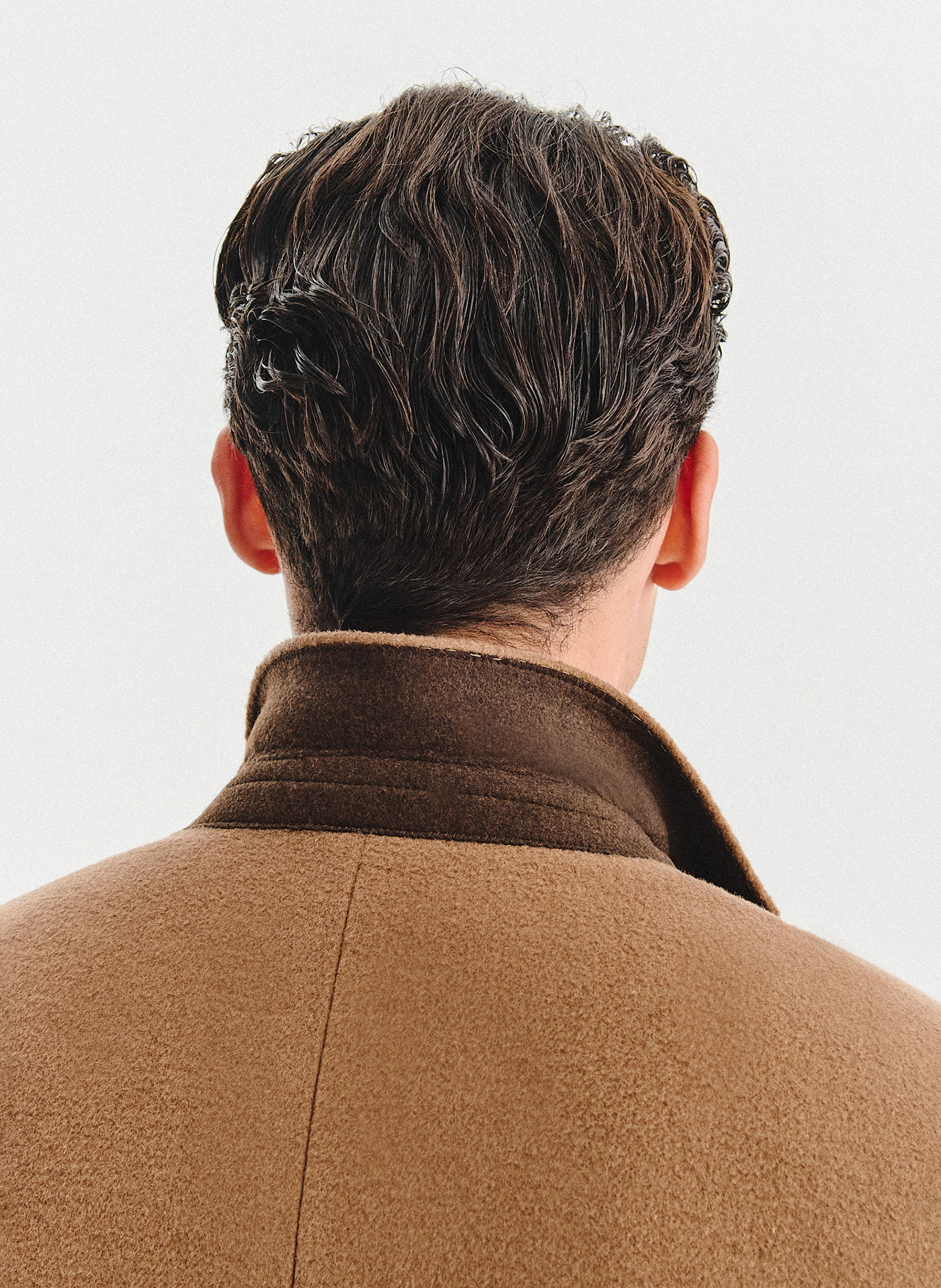 Kamelowy płaszcz męski z odpinaną stójką - Pako Lorente