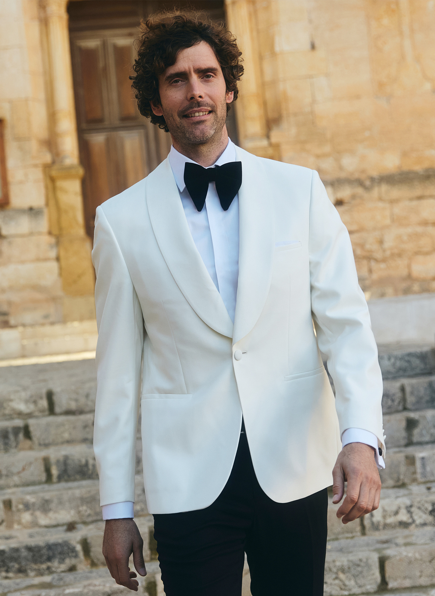 Marynarka smokingowa w jasnym beżowym kolorze - Pako Lorente