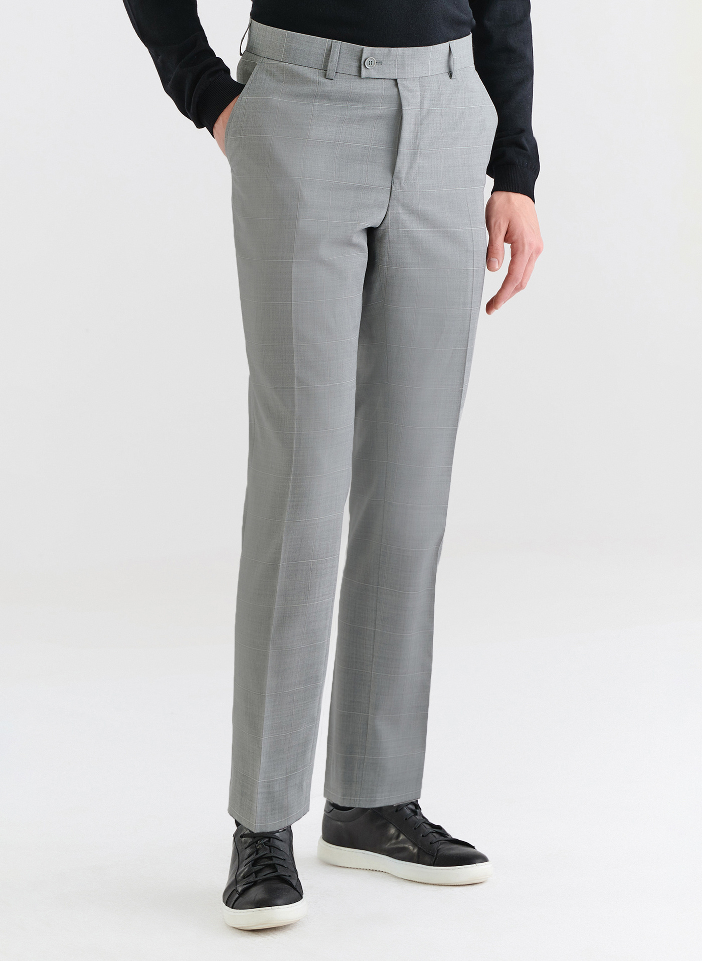 Szare spodnie garniturowe w delikatną kratę - Pako Lorente