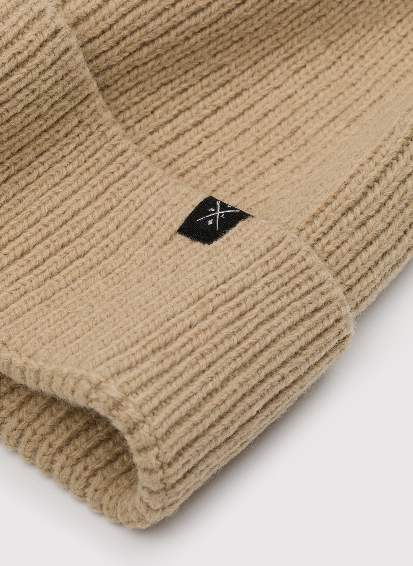 Beżowa czapka męska - Pako Lorente