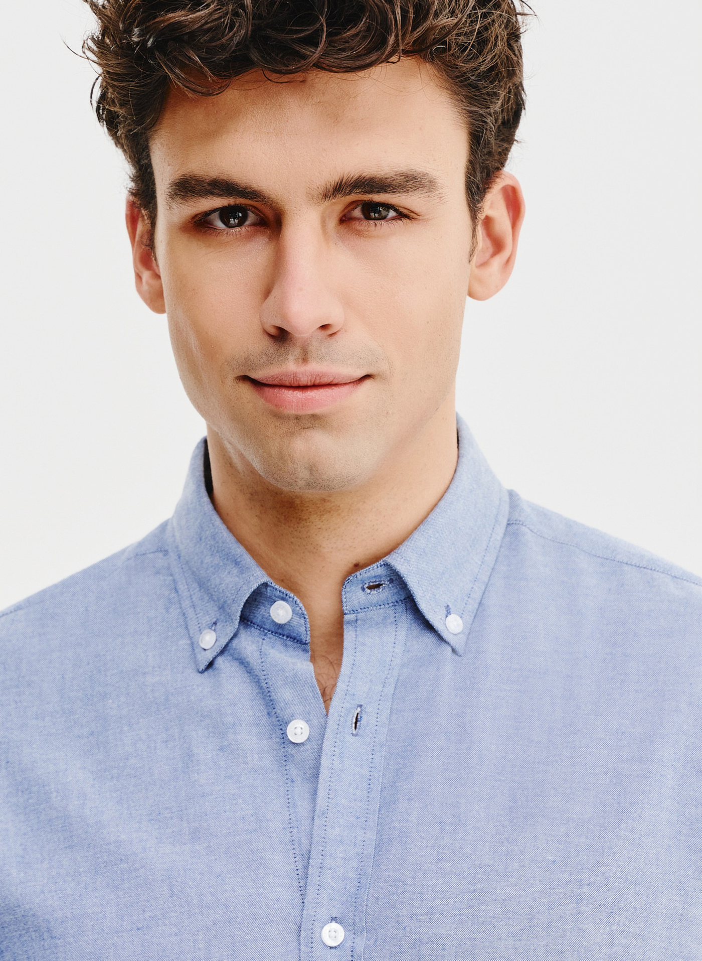 Koszula męska z kołnierzem na guziki - Pako Lorente