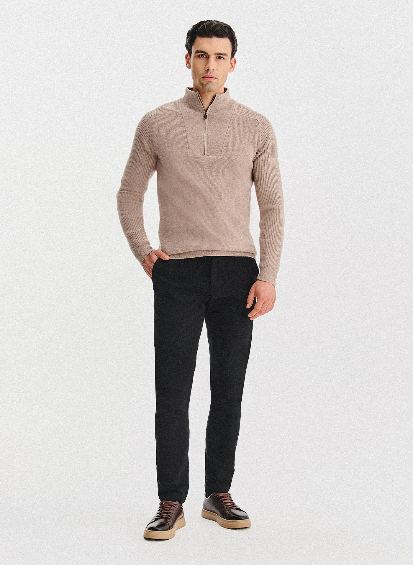 PAKO LORENTE - Beżowy sweter z rozpinaną stójką - Pako Lorente