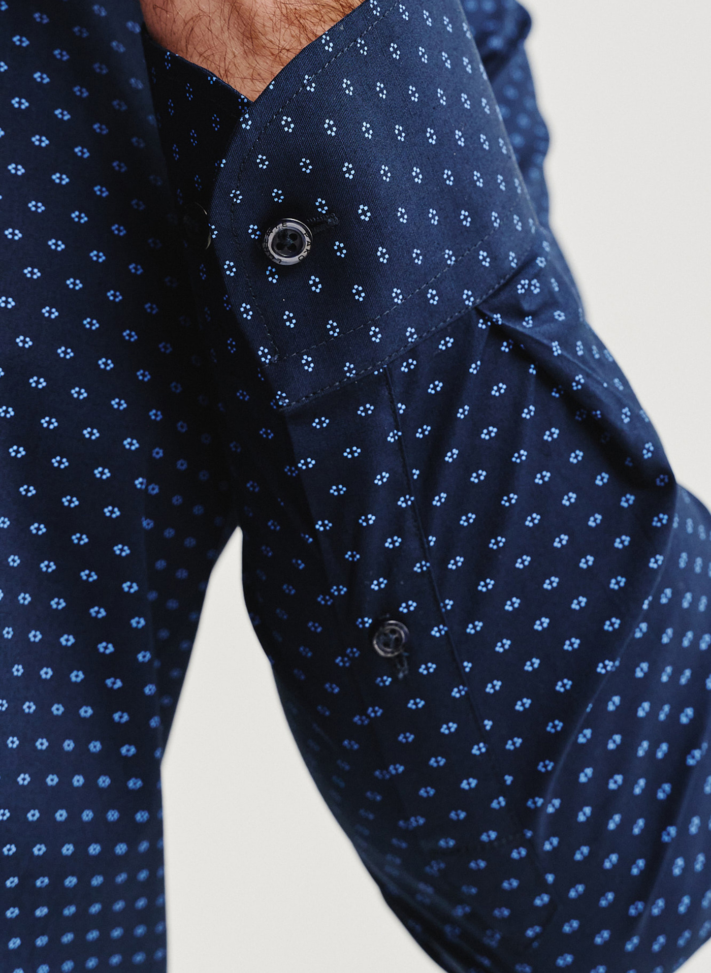 Granatowa koszula męska w mikrowzór - Pako Lorente