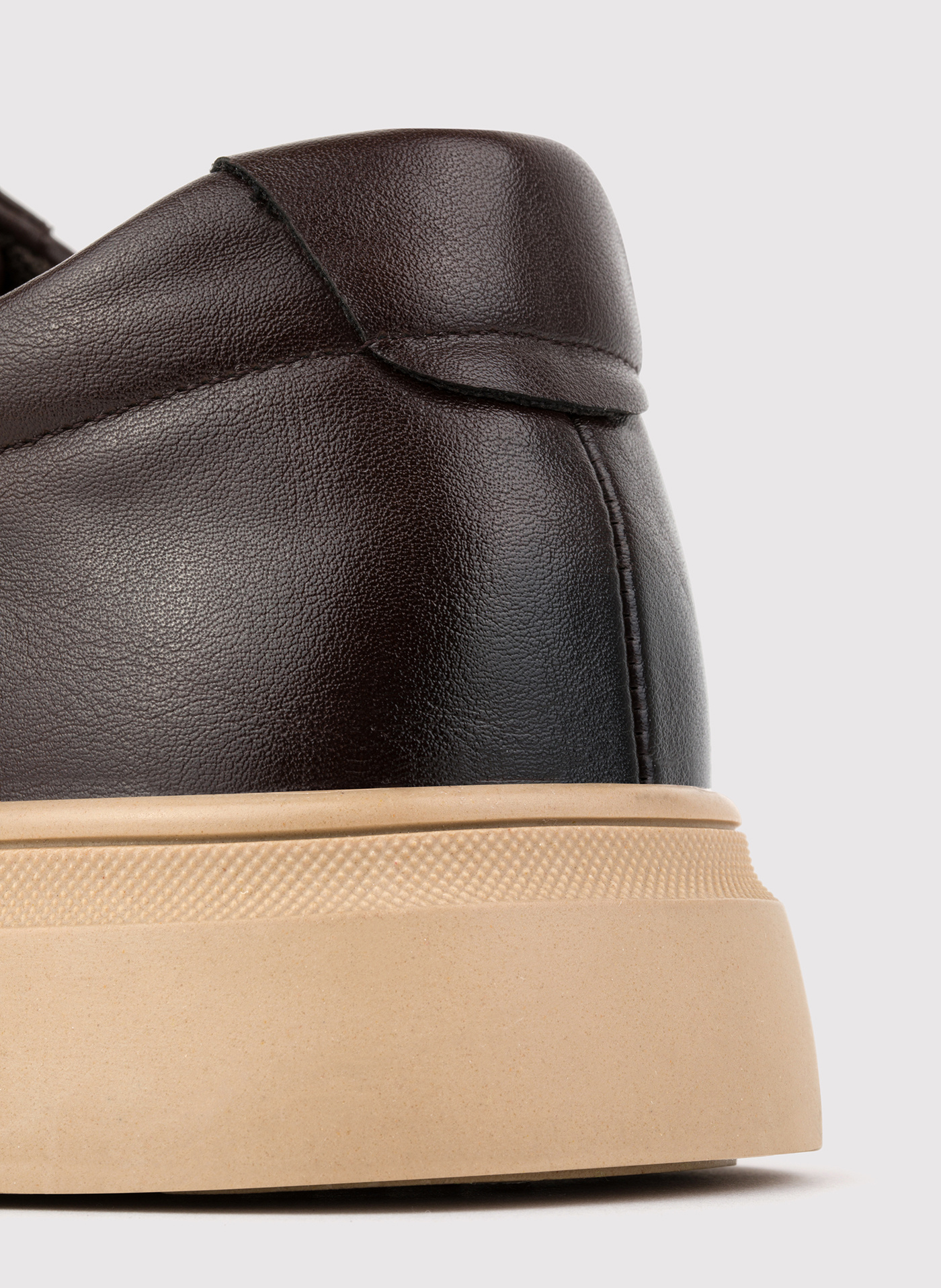 Brązowe sneakersy męskie - Pako Lorente