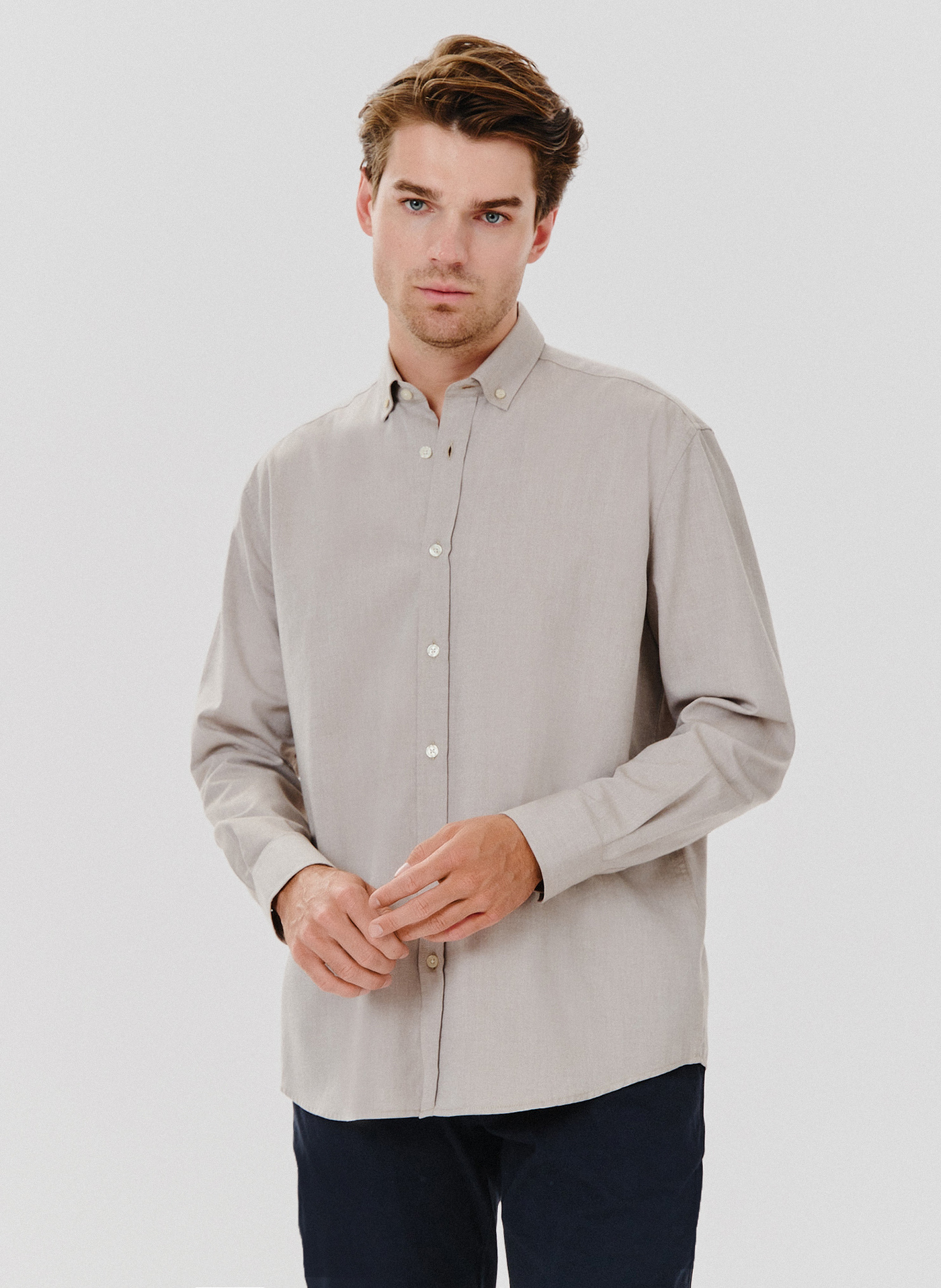 Gładka koszula męska beżowa długi rękaw - Pako Lorente