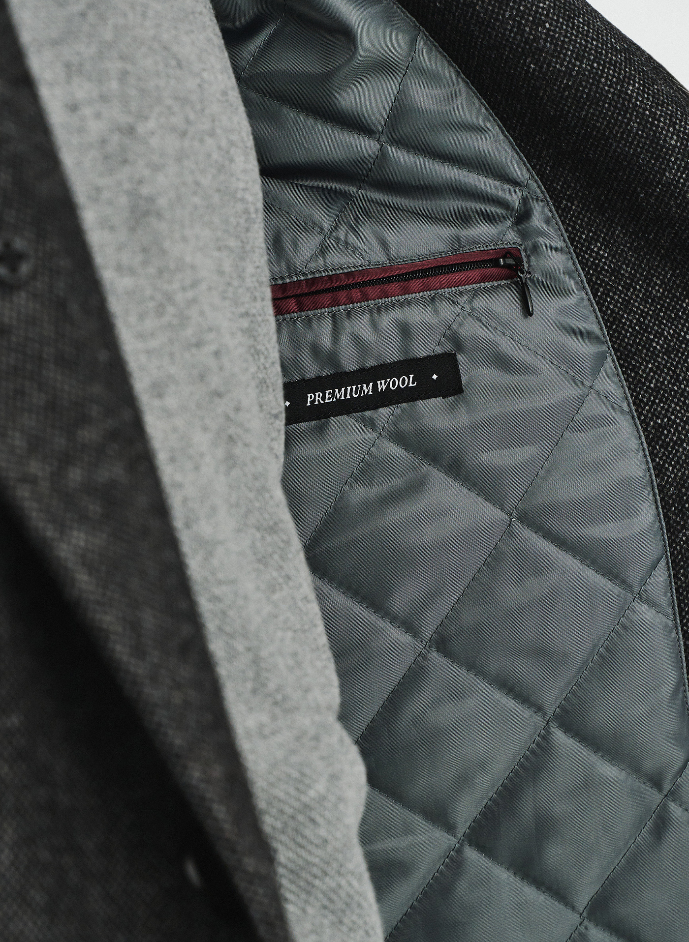 Szary płaszcz męski zapinany na guziki - Pako Lorente