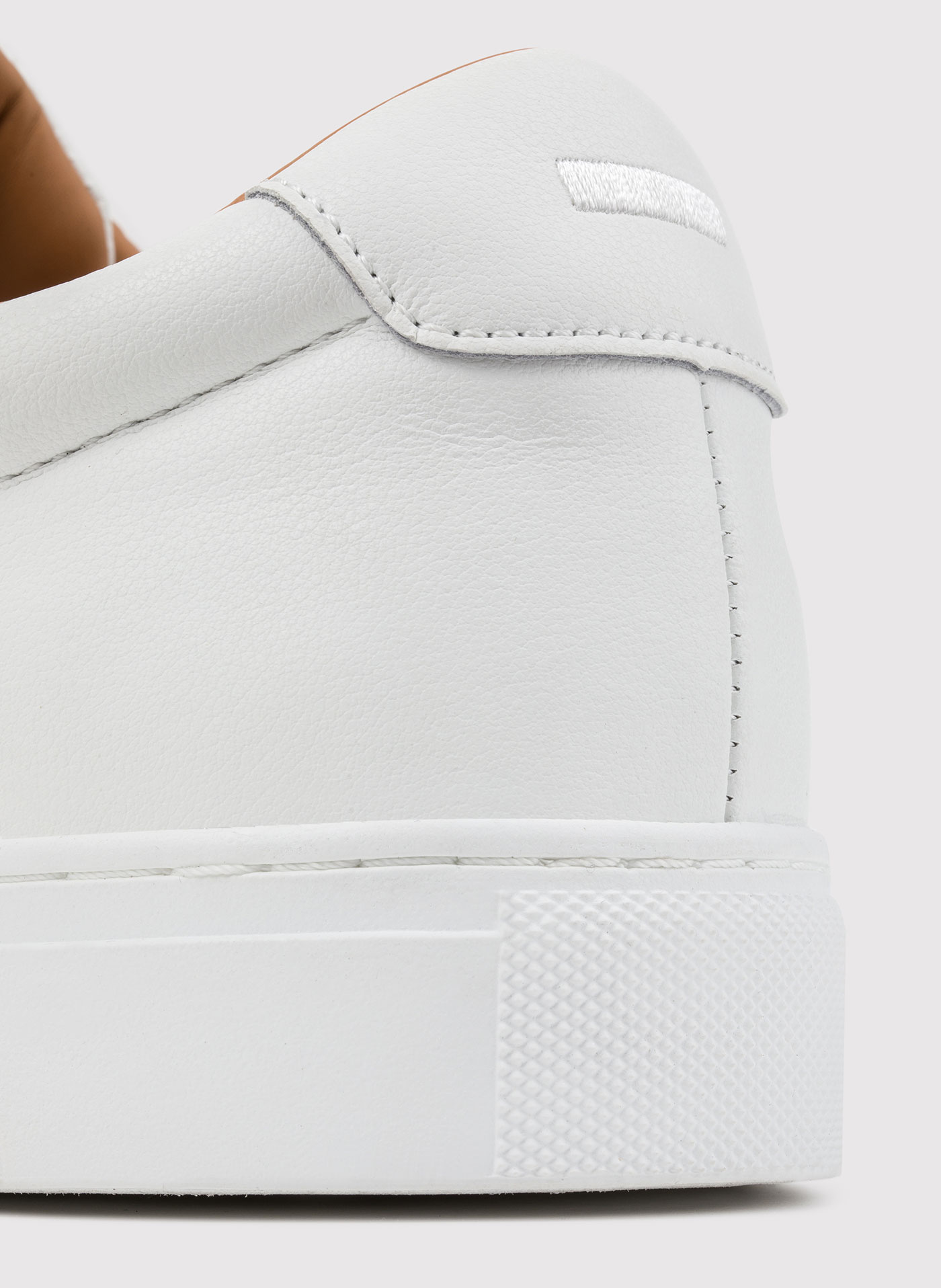 PAKO LORENTE - Białe sneakersy męskie - Pako Lorente