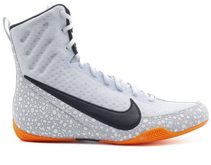 Nike Machomai 3 SE HQ2831-900 białe 45