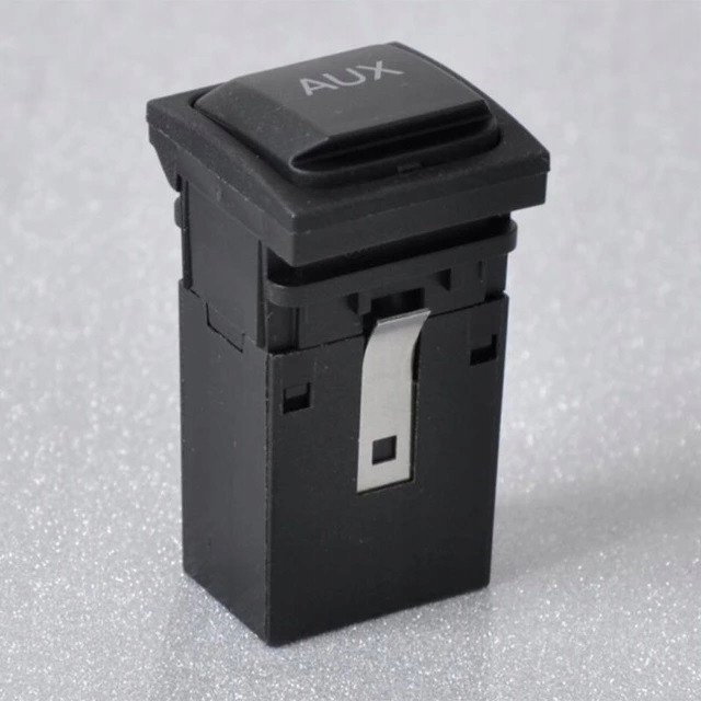 AUDI VW SKODA 12PIN USB AUX RCD200 RCD300 RCD500