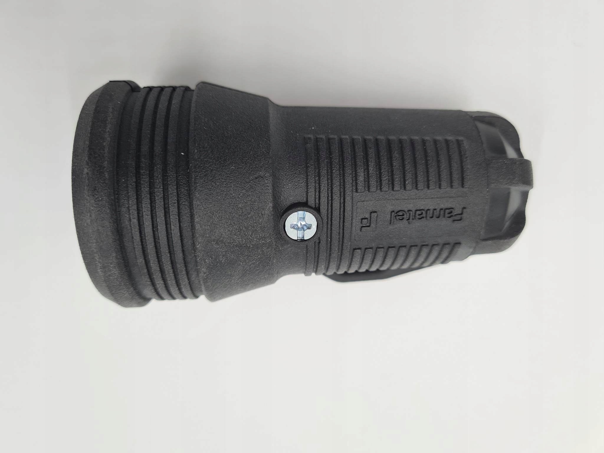 FAMATEL Gniazdo 16A 3P 250V IP20 gumowe 2168F