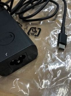 Ładowarka Dell ADPT,AC,65W,DLTA,EPT,PECOS