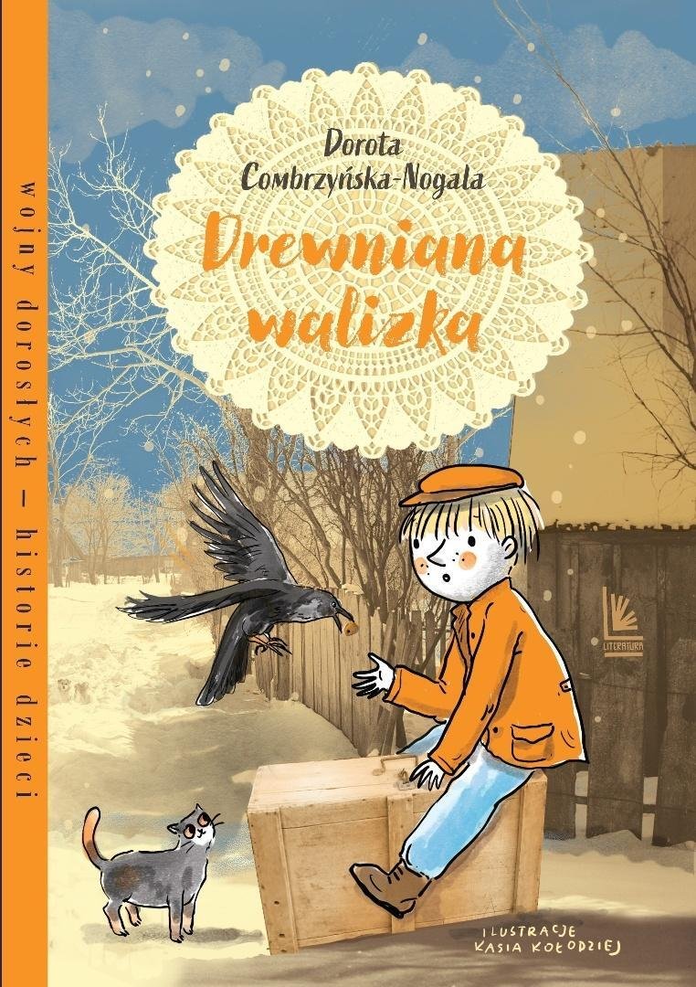 Literatura Drewniana walizka