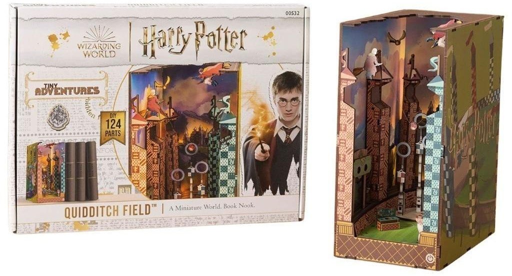 Revell Book Nook - Quidditch Field. Harry Potter