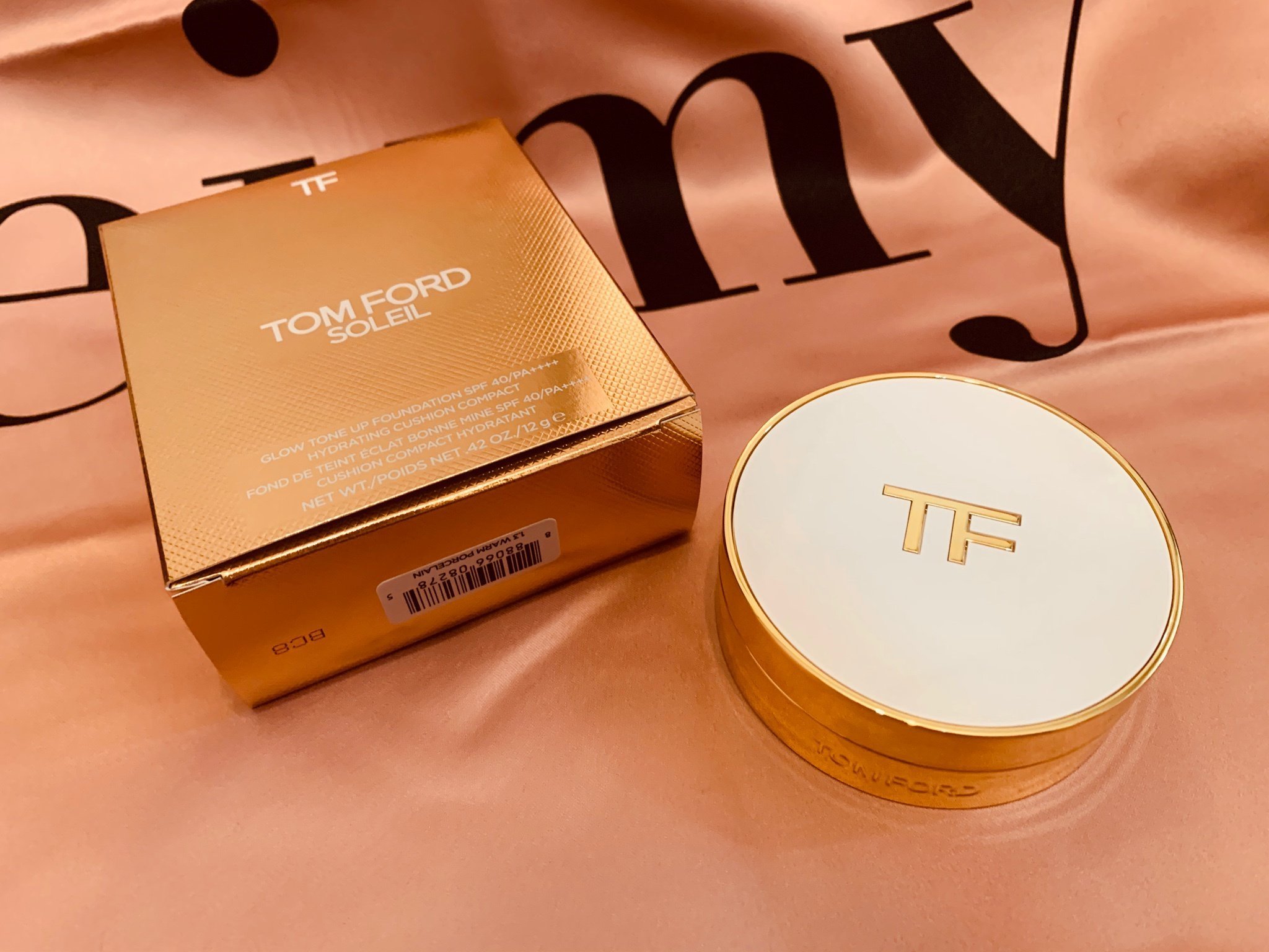Tom Ford , Soleil, Compact Foundation, 1.3, Warm Porcelain, SPF 40, Refillable, 12 g