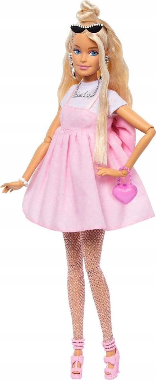 Lalka Barbie Barbie Deluxe Style #3 Lalka w stroju w stylu Barbiecore (HYV27)