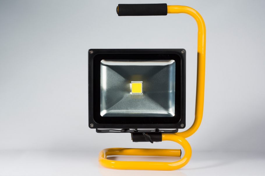 Volteno Naświetlacz LED 30W niski (VO0259)