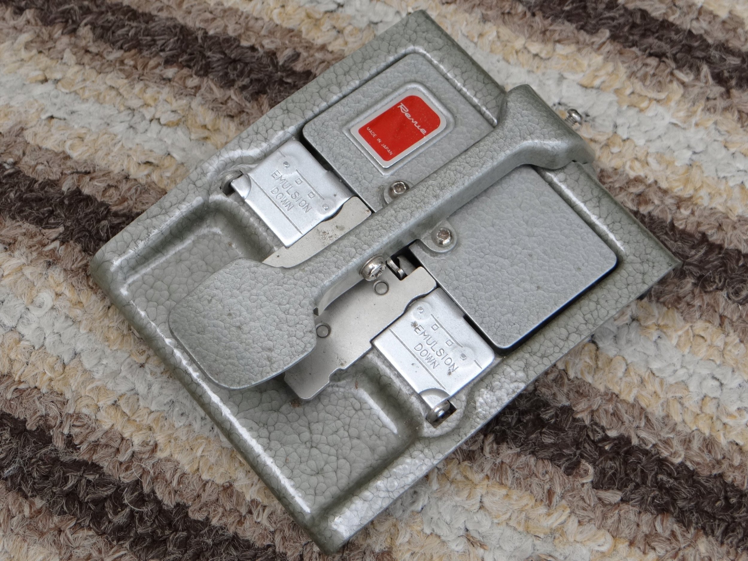 Nedis SHRE110BKA4 Wycinarka do zdjęć