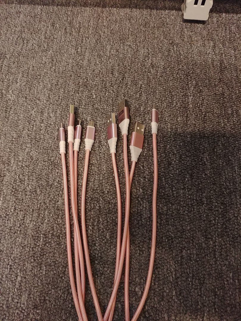 Kabel USB Omega USB-A - microUSB 1 m Różowy (OUFBB3MRG)