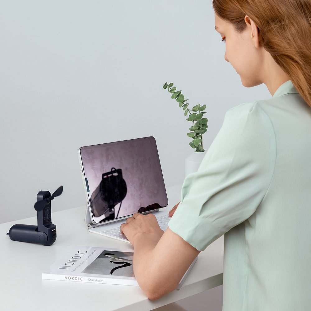 Wentylator Jisulife Mini wentylator Jisulife Handheld Fan Life8 przenośny wiatraczek USB z funkcją powerbanka 2000mAh i latarką - niebieski