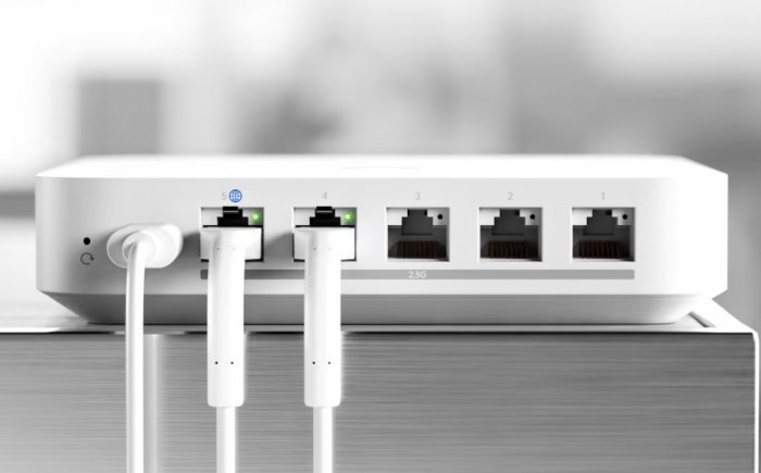   Access Point Ubiquiti Ubiquiti Cloud Gateway Max gateway/kontroler 10, 100, 1000 Mbit/s