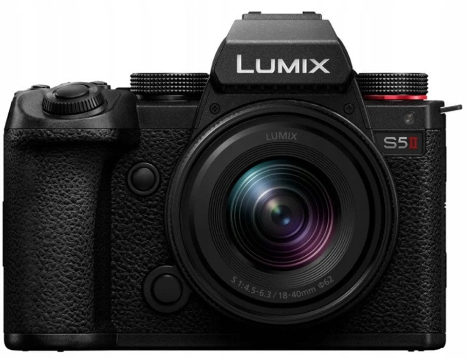 Aparat Panasonic Lumix S5 II + S 18-40 mm f/4.5-6.3 (DC-S5M2NE)