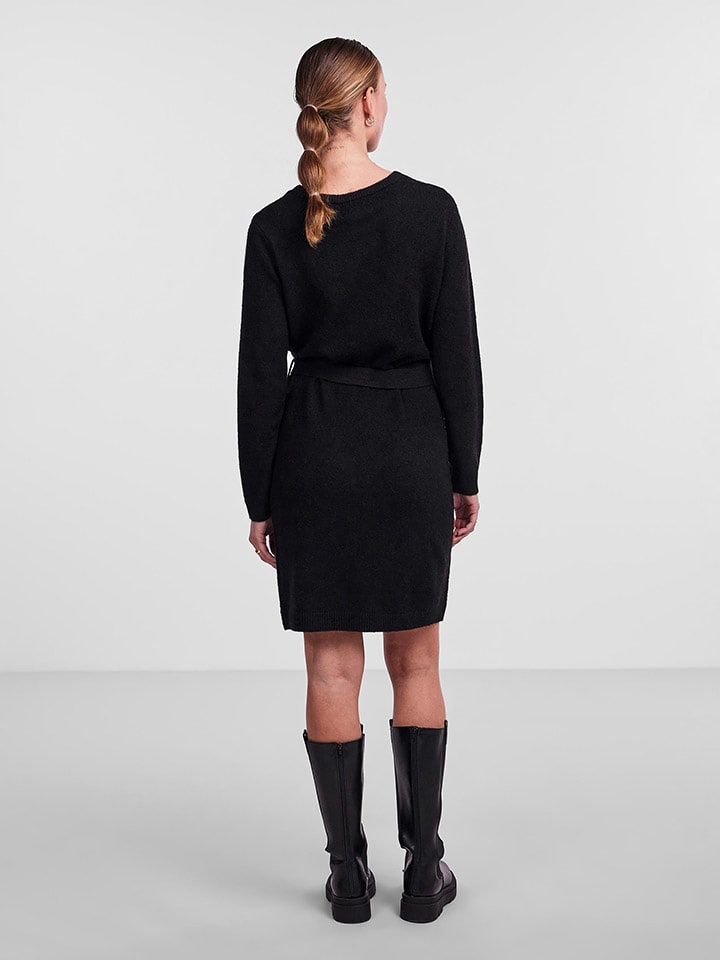 Opis: Pieces Sukienka dzianinowa w kolorze czarnym rozmiar: XL.