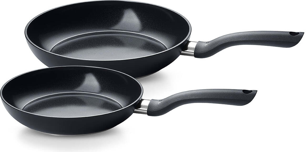 Patelnie Fissler Essential 24 cm + 28 cm czarne 2 szt.