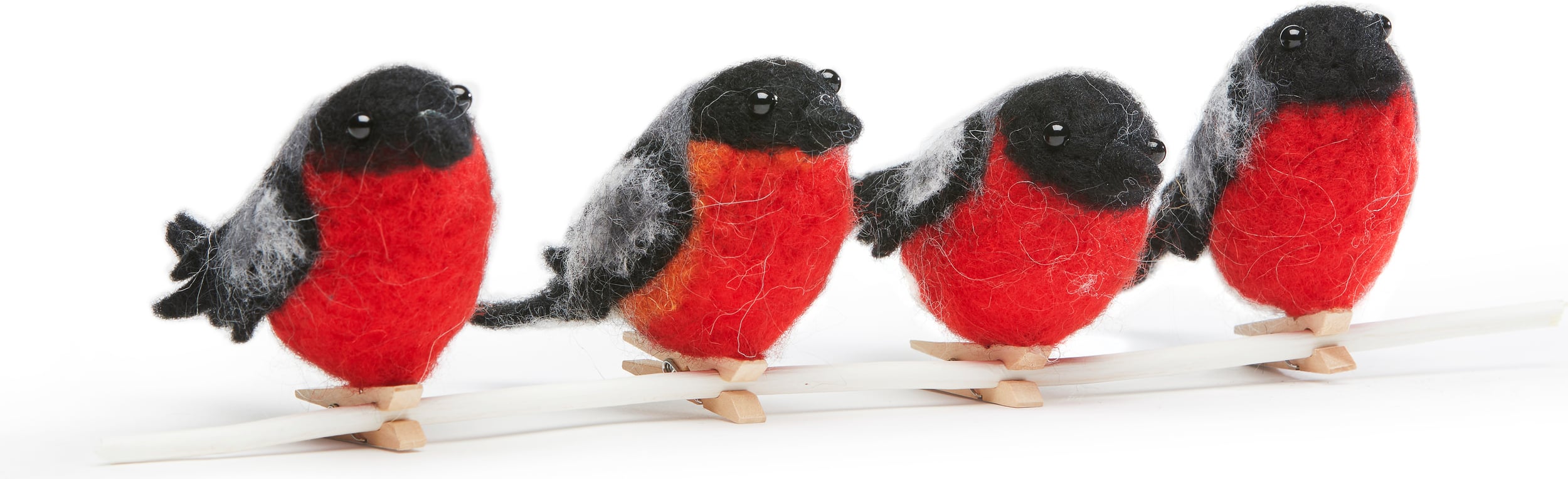 Dekoracje Birds Bullfinch czerwone z klipsem 4 szt.
