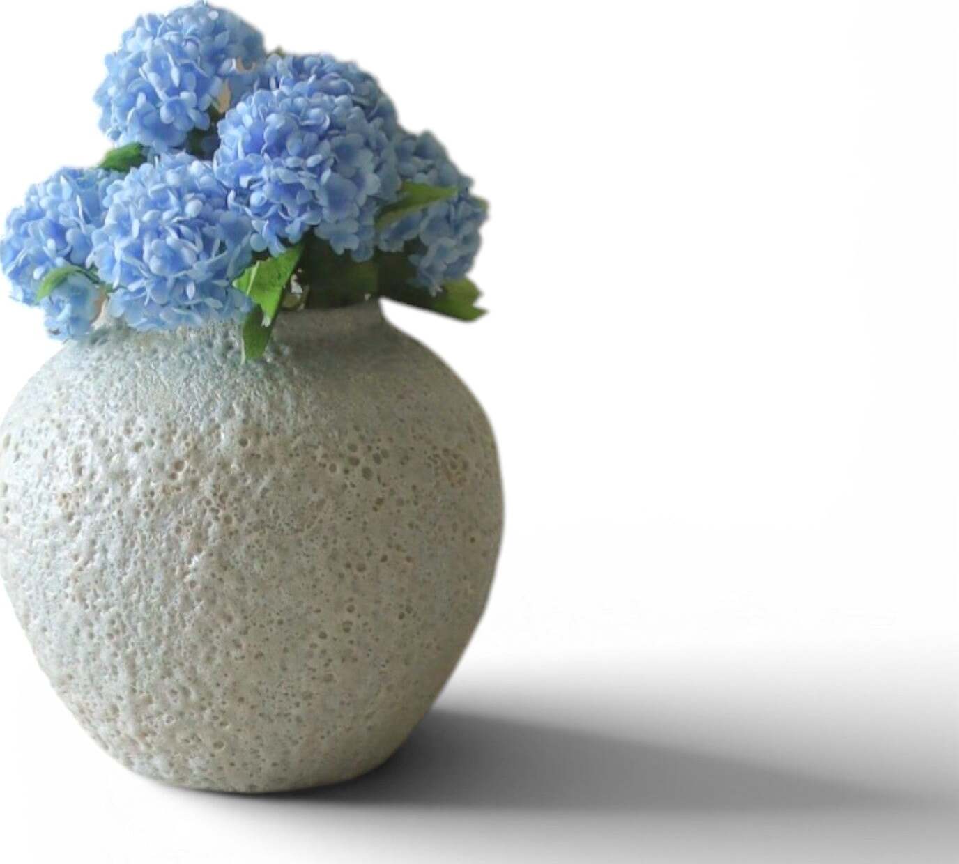 Kwiat sztuczny Botane hortensja 30 cm niebieska kulista