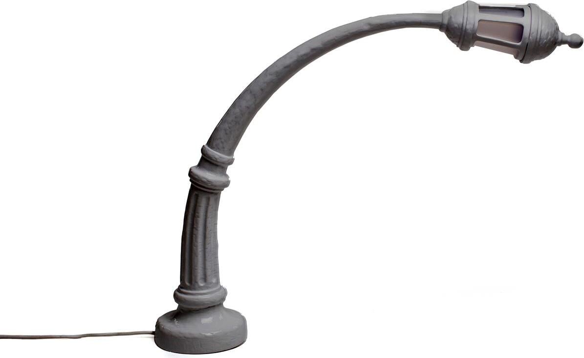Lampa stołowa Street Lamp przechylona szara